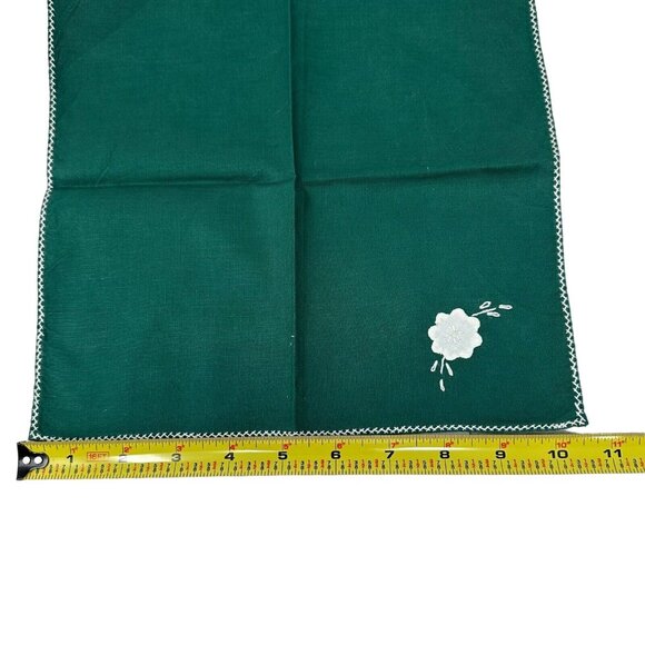 Green Cloth Napkins White Embroidered Floral Design Square Set of 6 - Picture 6 of 11